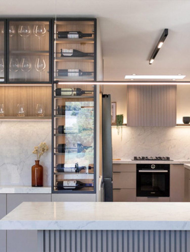 HIELO-SUR-8Valesca-Bicicleta-B-N-2021