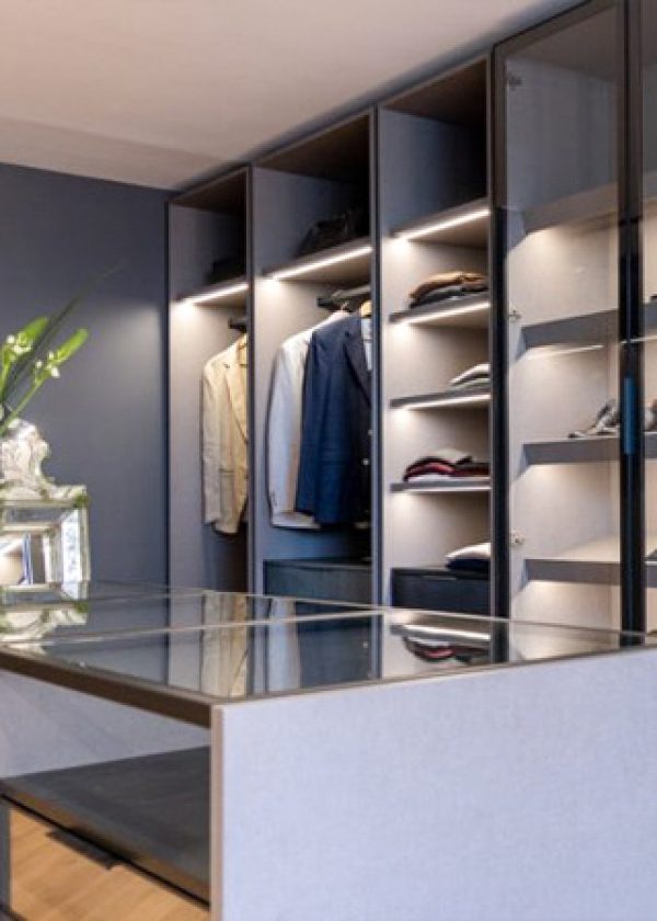 HIELO-SUR-9Valesca-Bicicleta-B-N-2021