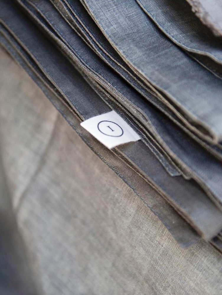 ISIDORA-DE-MUSSY-LINOS-3Valesca-Bicicleta-B-N-2021