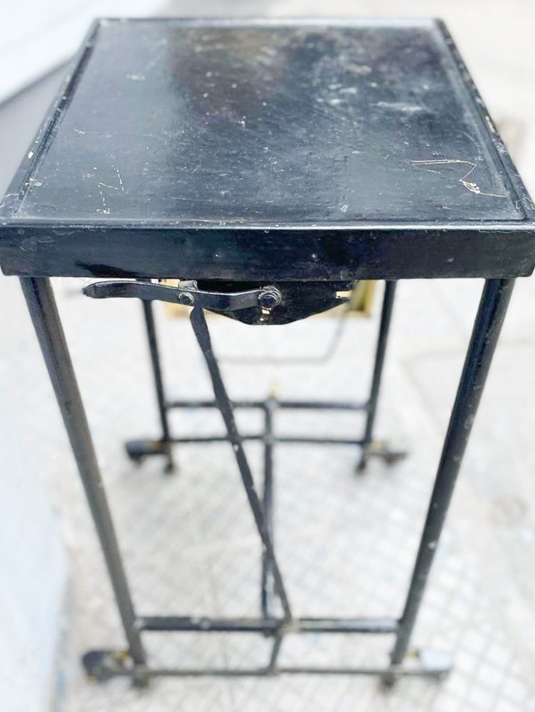 LA-ANTICUARIA-4Valesca-Bicicleta-B-N-2021