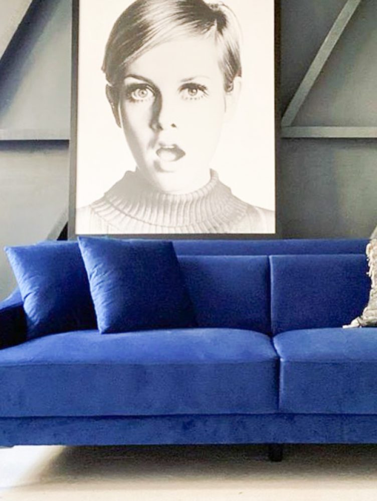 LARRY-DISEÑOS-2Valesca-Bicicleta-B-N-2021