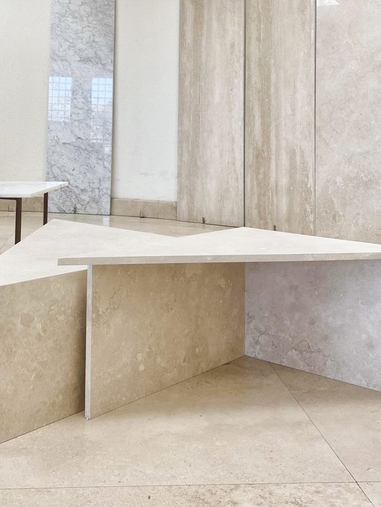 LOLO-MAGUIRRE-MARMOL-3Valesca-Bicicleta-B-N-2021