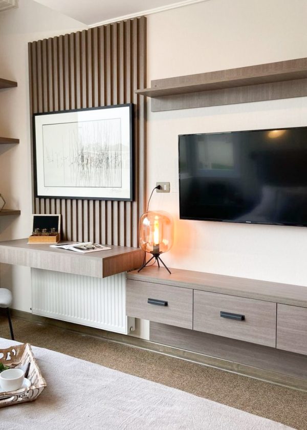 MARIA-JOSE-MANTEROLA-Valesca-Bicicleta-B-N-2021