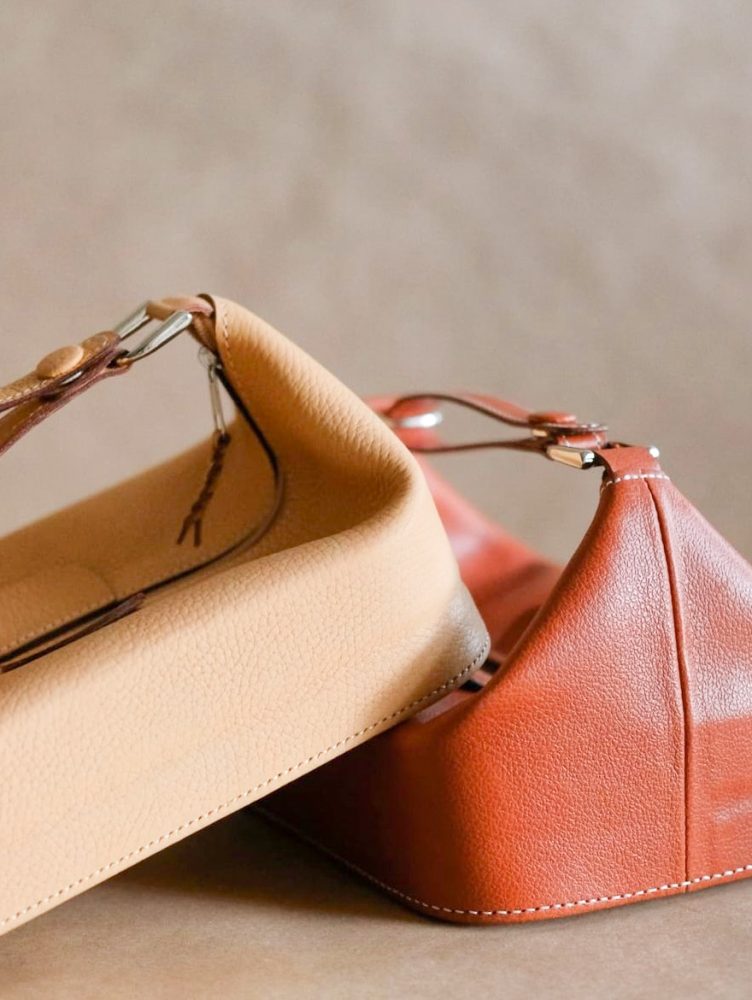 ROMORSValesca-Bicicleta-B-N-2021