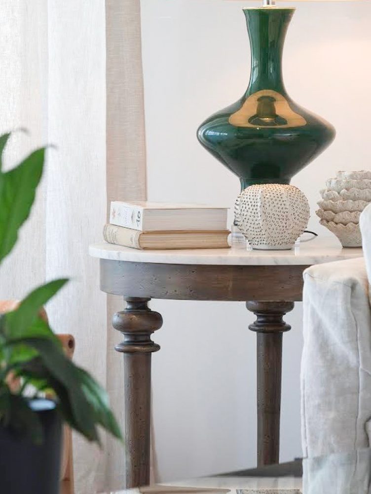 TU-MESA-REDONDA-4Valesca-Bicicleta-B-N-2021