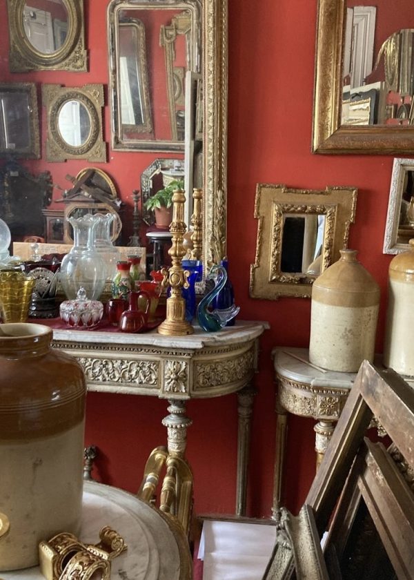 antiguedades fernando guajardo the little black guide